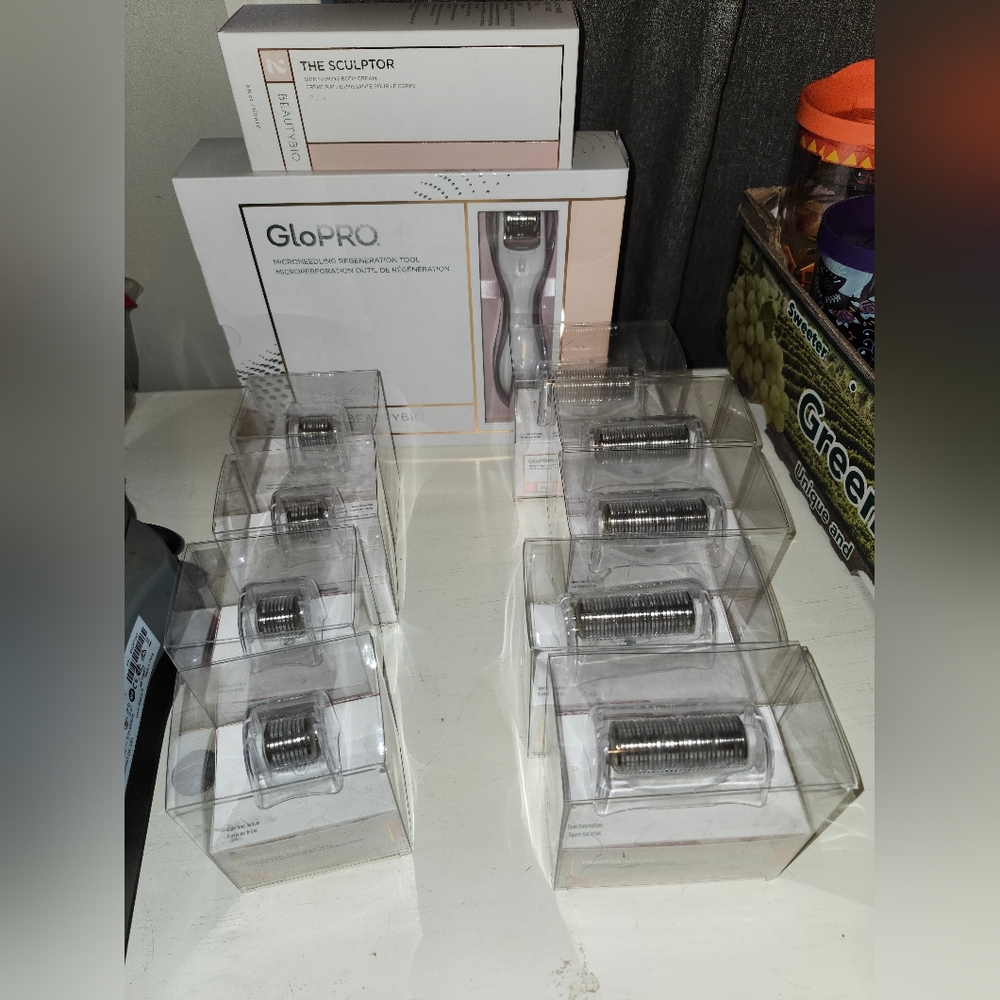 Glopro Facial Microneedling Tool, 5 Body & 4 Face Microtip Attachments, Sculptor